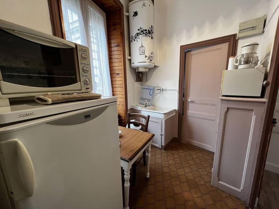 Ferienwohnung Le Nid Douillet Rustique Linge Fourni La Bourboule Exterior foto